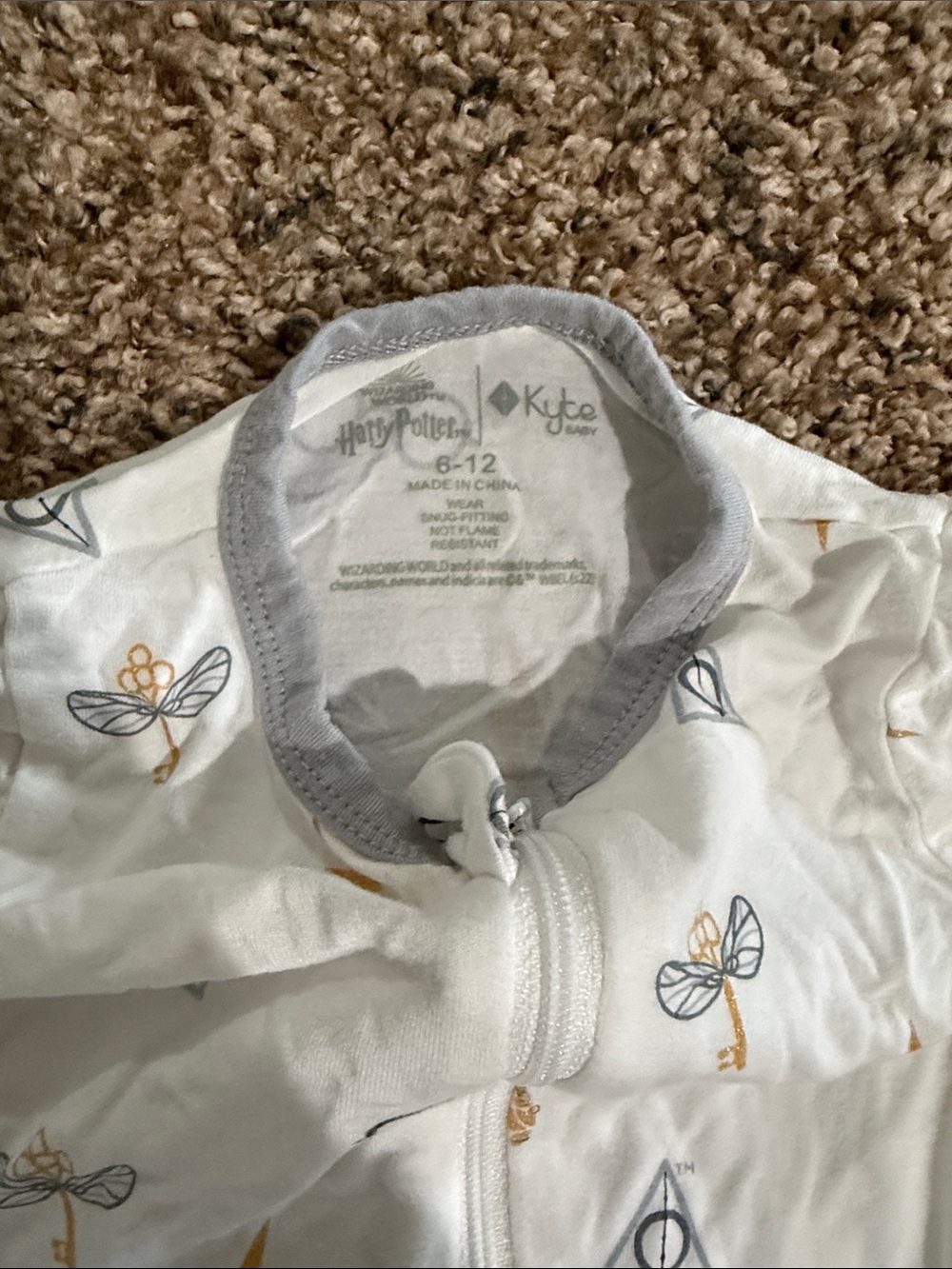 Kyte Baby Harry Potter Zippie- Size 12mos. - Picture 2 of 4